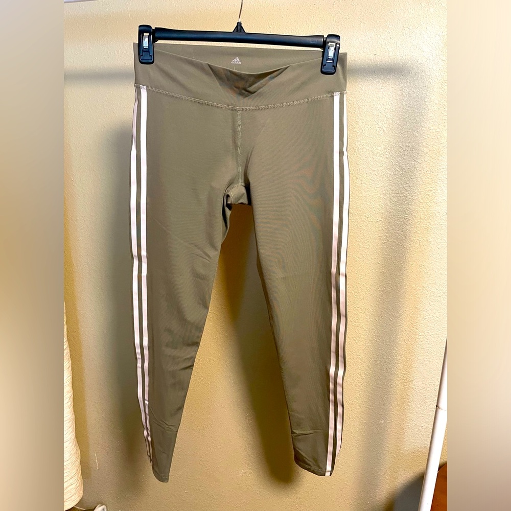Addidas leggings size L